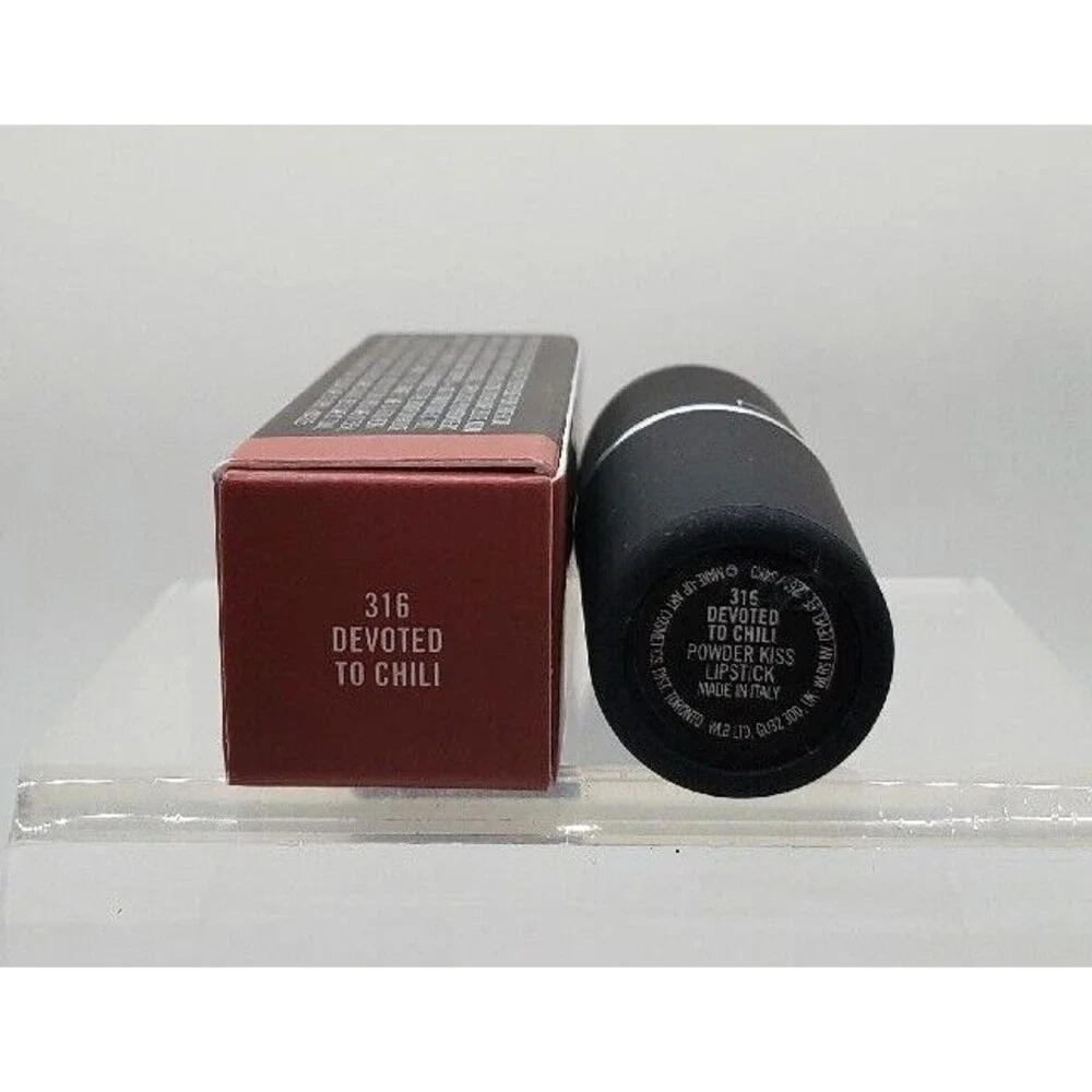 MAC DEVOTED TO CHILI #916 Lipstick ~ Warm Brick Red ~Powder Kiss Matte~ ` NIB